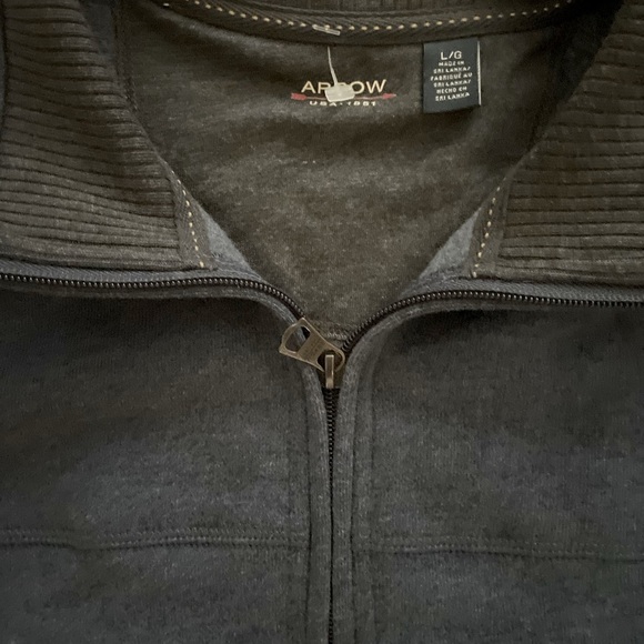 Men’s 3/4 zipper sweatshirt by Arrow size large - Picture 2 of 5